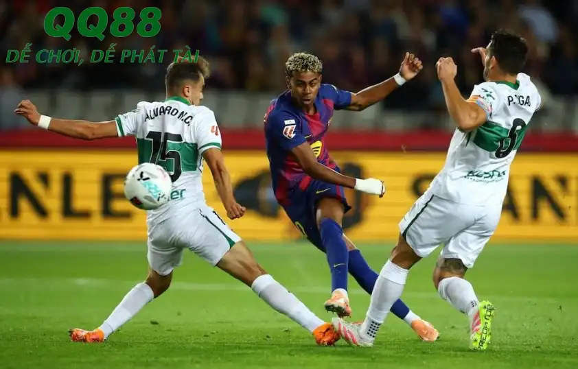 Với phong độ và đẳng cấp cao hơn, Barca được dự đoán chiến thắng để củng cố ngôi đầu. Với phong độ và đẳng cấp cao hơn, Barca được dự đoán chiến thắng để củng cố ngôi đầu.
